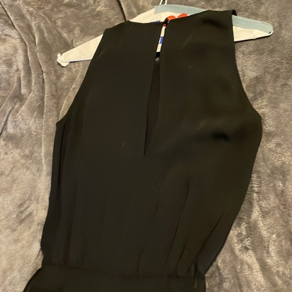 Babaton Cropped Wide Leg Jumpsuit.  Size 00 - Picture 4 of 7
